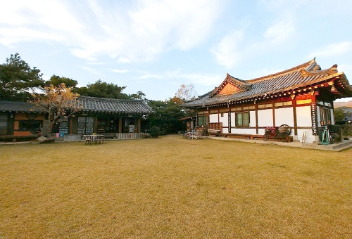 경주초심산방