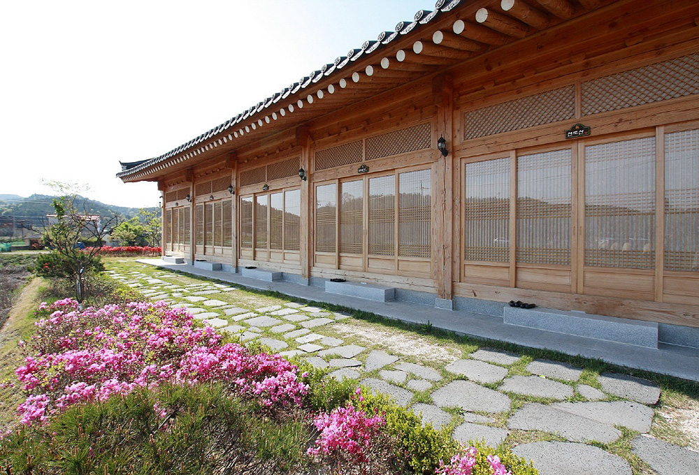 나무와흙한옥펜션