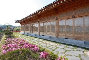 나무와흙한옥펜션
